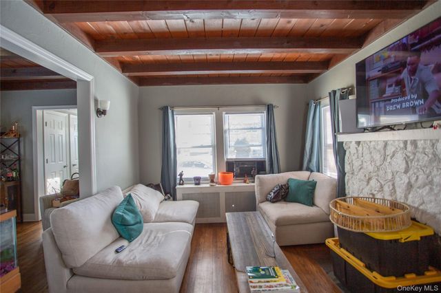 261 Rutland Road, Freeport, NY 11520