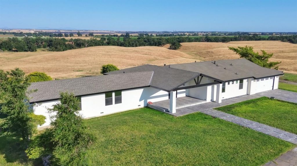 7101 Sloughhouse Rd, Elk Grove, CA 95624