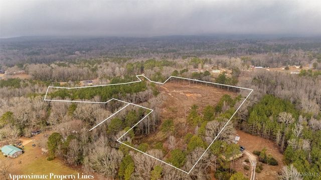 272 Shadow Wood Lane, Wetumpka, AL 36092