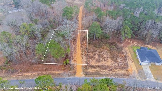 272 Shadow Wood Lane, Wetumpka, AL 36092