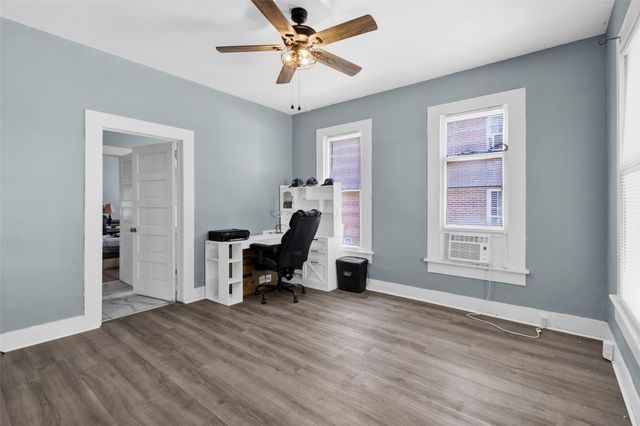 106 N College Street, Marshall, TX 75670