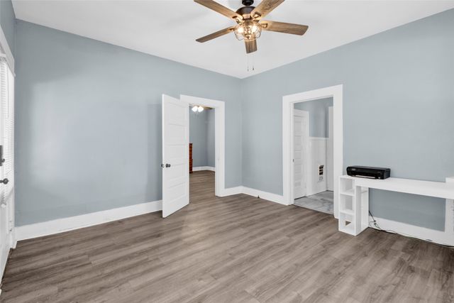 106 N College Street, Marshall, TX 75670