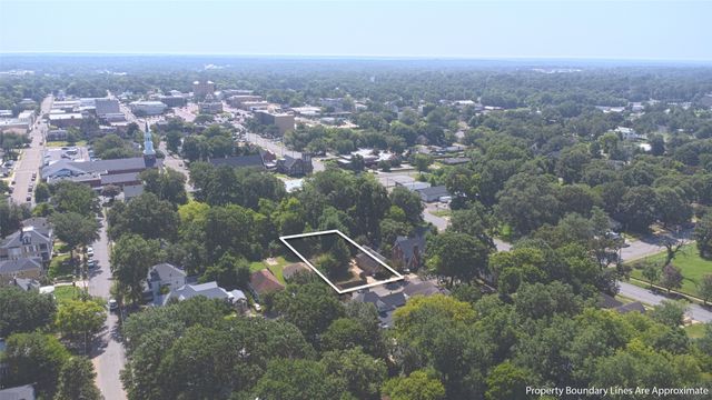 106 N College Street, Marshall, TX 75670