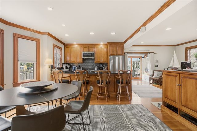 23 Clinton Street, Newport, RI 02840