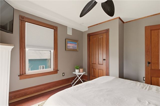 23 Clinton Street, Newport, RI 02840