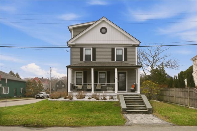 23 Clinton Street, Newport, RI 02840