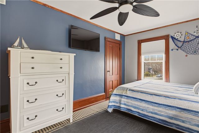 23 Clinton Street, Newport, RI 02840