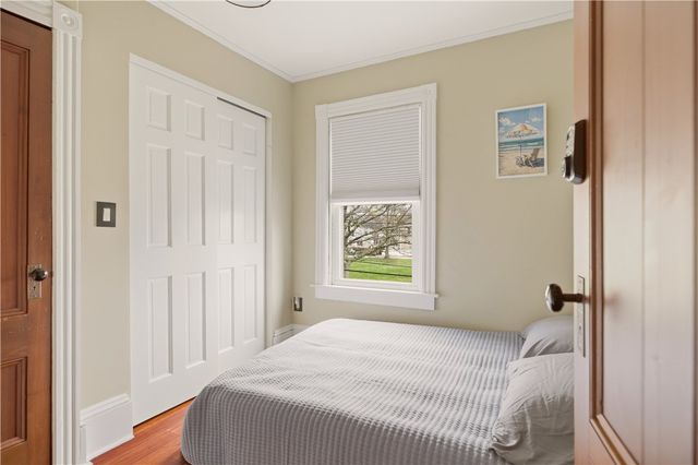 23 Clinton Street, Newport, RI 02840