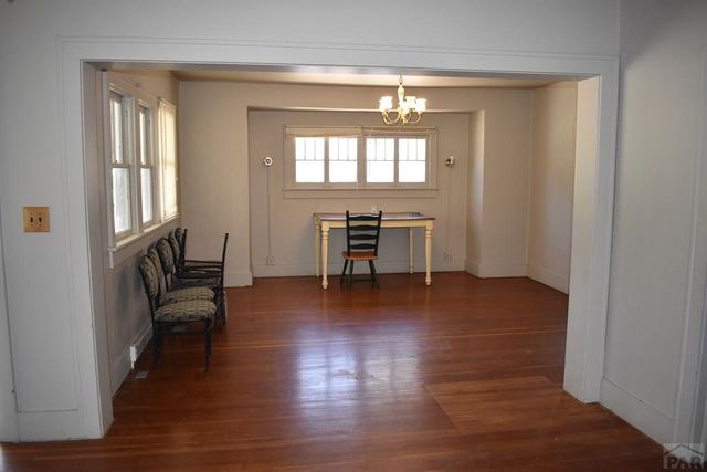 212 S Catalpa St, Manzanola, CO 81058