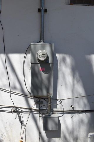 212 S Catalpa St, Manzanola, CO 81058