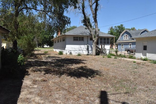 212 S Catalpa St, Manzanola, CO 81058