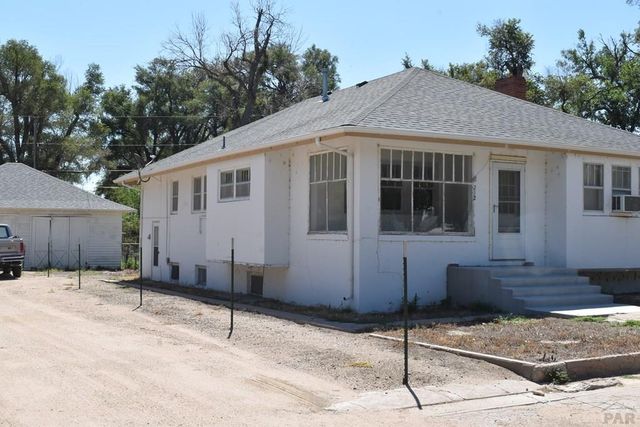 212 S Catalpa St, Manzanola, CO 81058