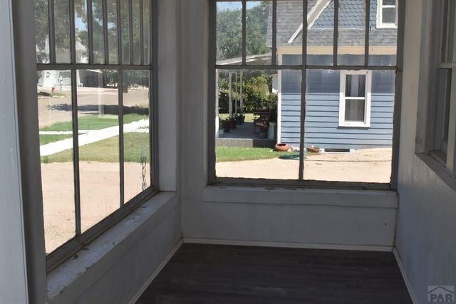 212 S Catalpa St, Manzanola, CO 81058