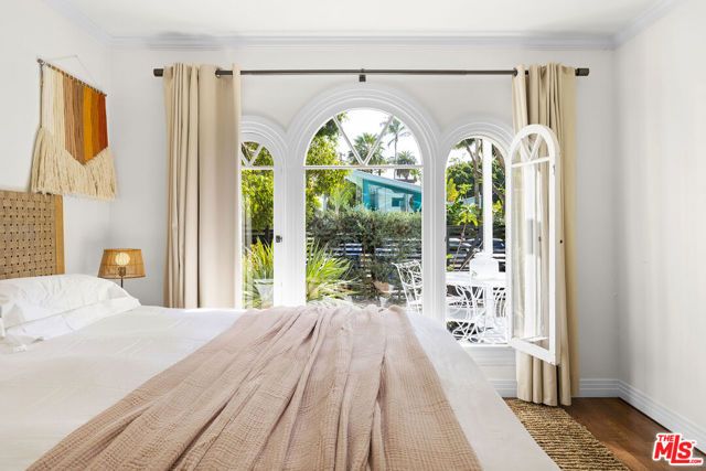 639 Westbourne Drive, West Hollywood, CA 90069