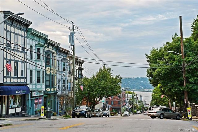 140 N Broadway M-4, Irvington, NY 10533