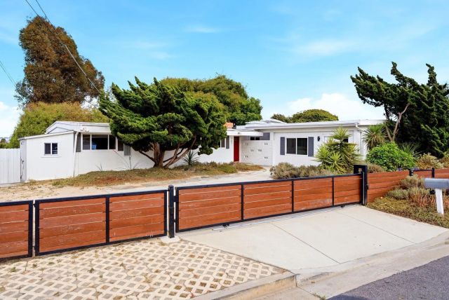 161 Parnassus Circle, Oceanside, CA 92054