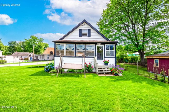 1142 River Road, Schaghticoke, NY 12182