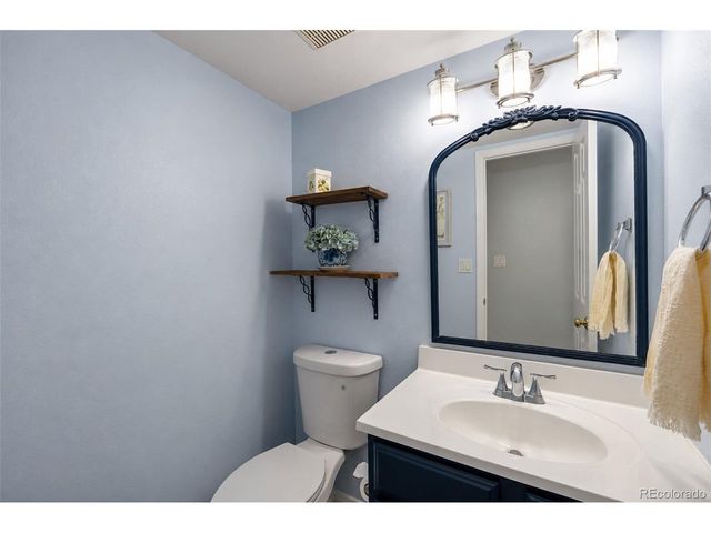 6937 E Briarwood Dr, Centennial, CO 80112