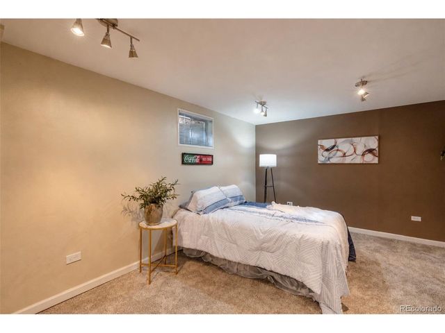 6937 E Briarwood Dr, Centennial, CO 80112