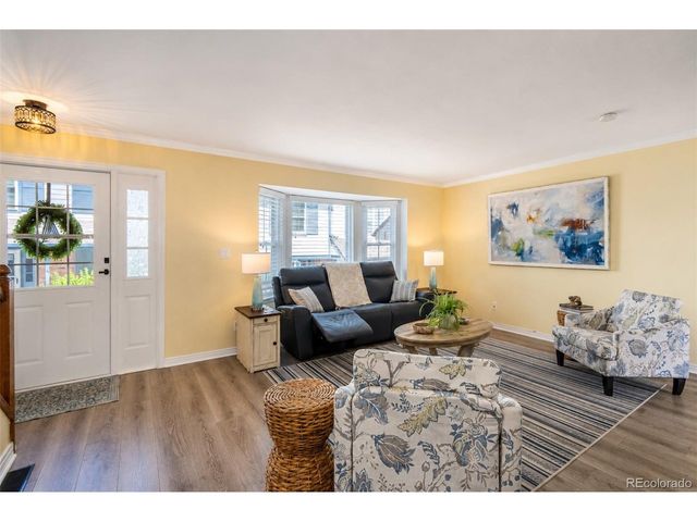 6937 E Briarwood Dr, Centennial, CO 80112