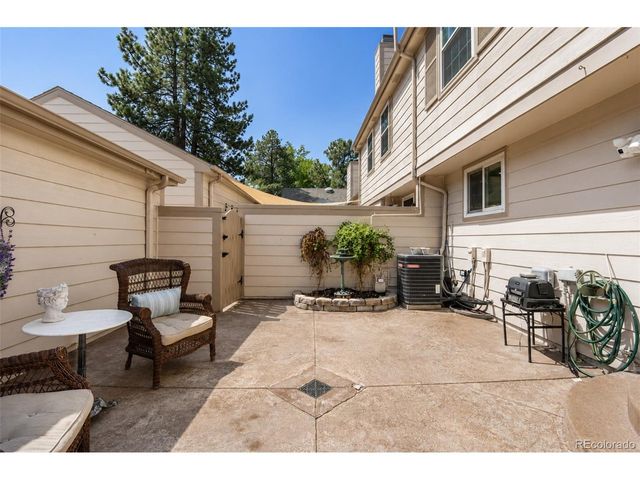 6937 E Briarwood Dr, Centennial, CO 80112
