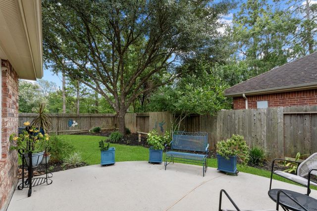26898 Armor Oaks Drive, Kingwood, TX 77339