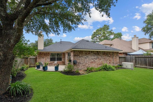 26898 Armor Oaks Drive, Kingwood, TX 77339