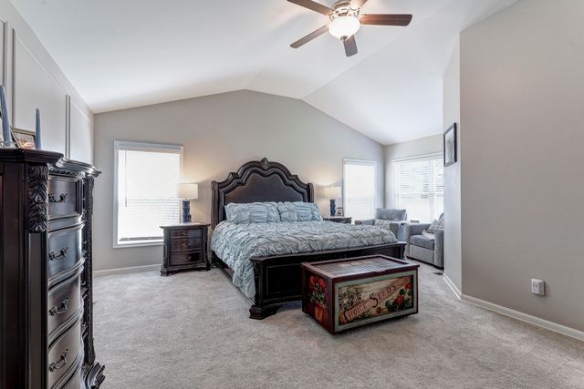 8604 Treeline Drive, Florence, KY 41042