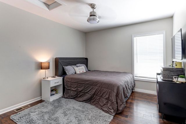 8604 Treeline Drive, Florence, KY 41042
