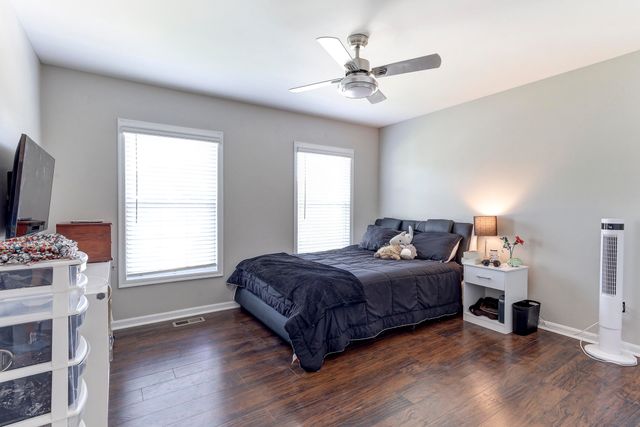 8604 Treeline Drive, Florence, KY 41042