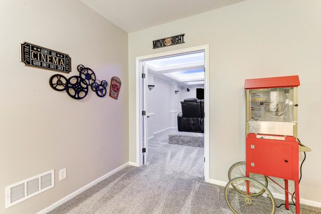 8604 Treeline Drive, Florence, KY 41042