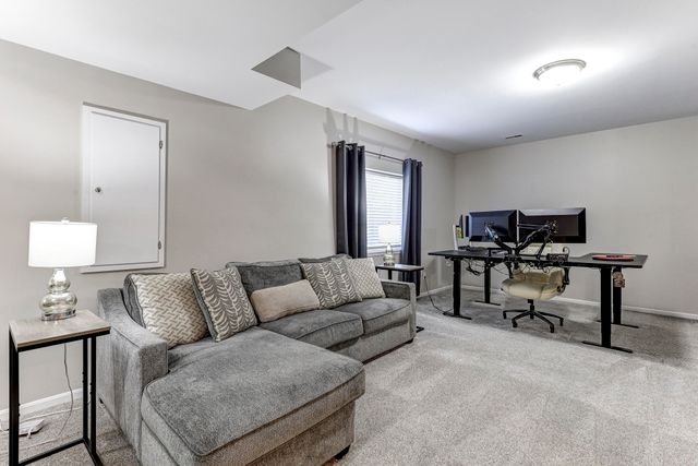8604 Treeline Drive, Florence, KY 41042