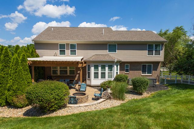8604 Treeline Drive, Florence, KY 41042
