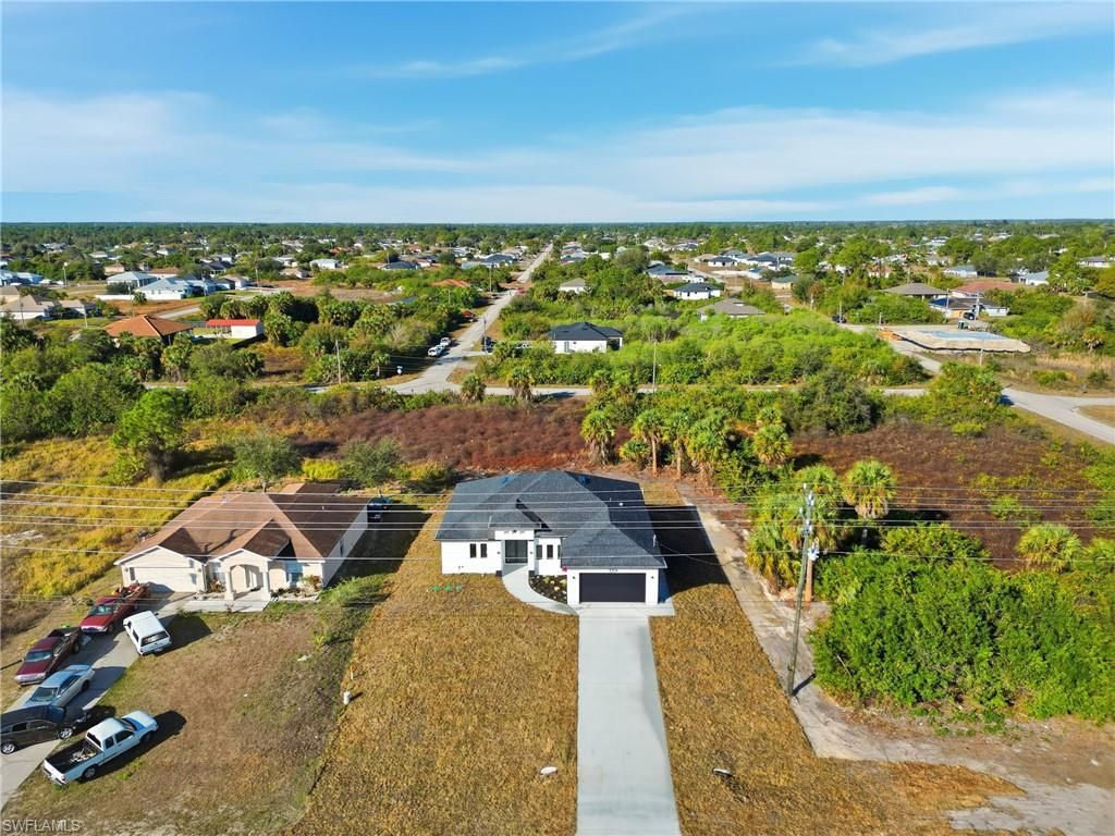 3204 Sunshine BLVD S, LEHIGH ACRES, FL 33976 — photo 4