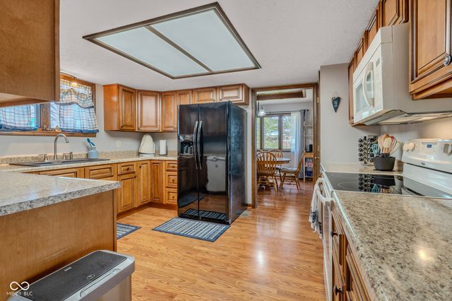 1734 Beech Circle, Plainfield, IN 46168