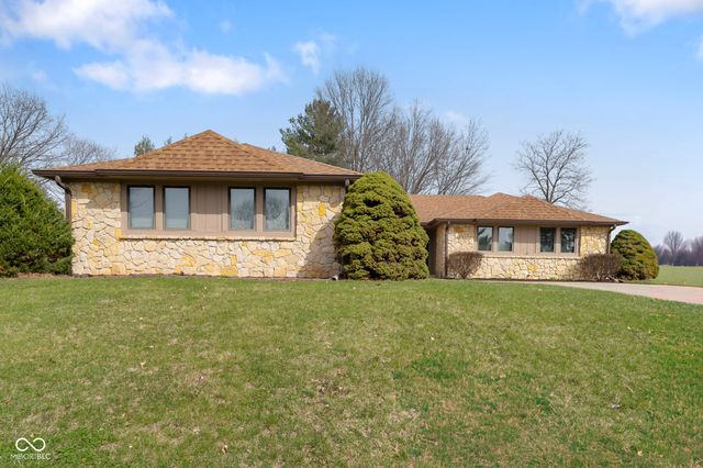 1734 Beech Circle, Plainfield, IN 46168