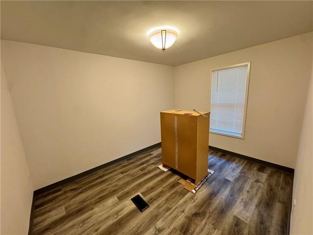 126 Mccready Drive, Dallas, GA 30157