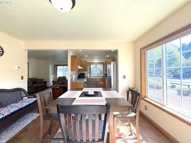 110 CALUMET Ave, Eugene, OR 97404