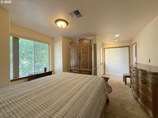 110 CALUMET Ave, Eugene, OR 97404