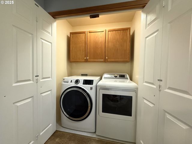 110 CALUMET Ave, Eugene, OR 97404