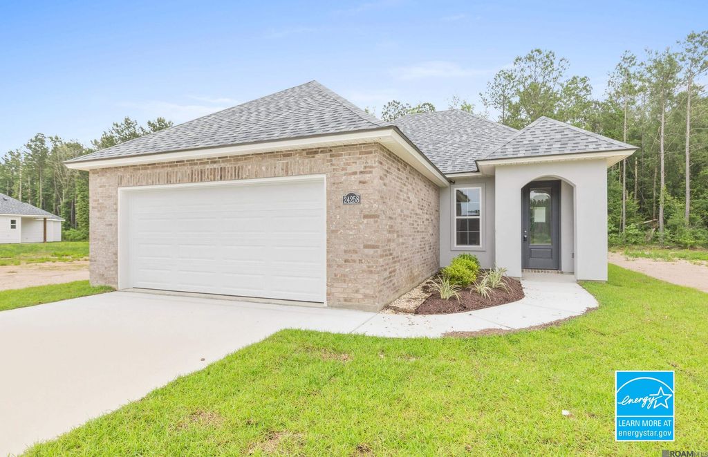 24258 Steller's Sea Drive, Denham Springs, LA 70726
