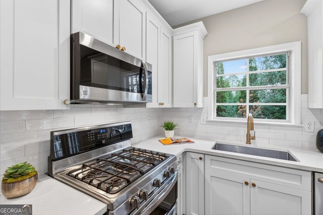 4545 Chelton Court SE, Smyrna, GA 30080