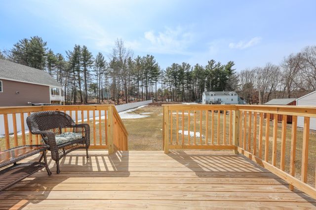 5 Gamache Road, Derry, NH 03038