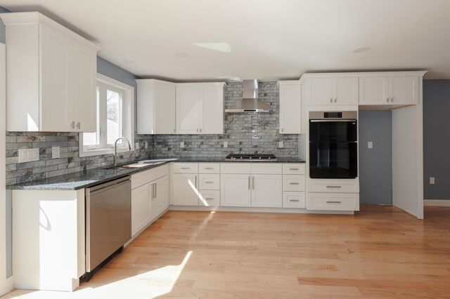 5 Gamache Road, Derry, NH 03038