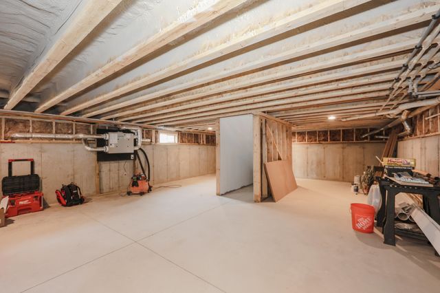 5 Gamache Road, Derry, NH 03038