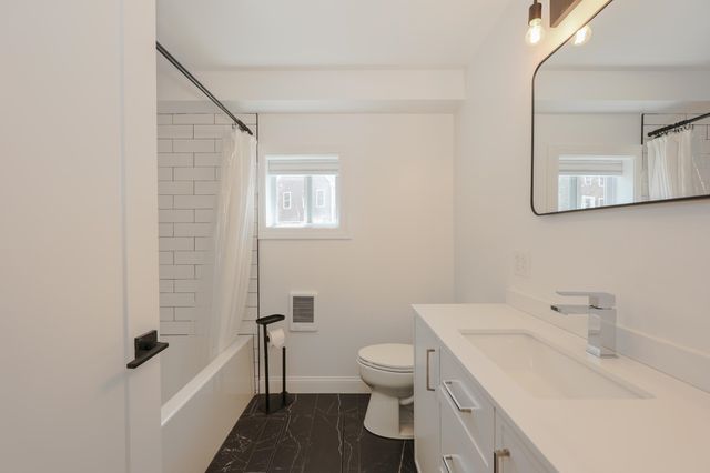 5 Gamache Road, Derry, NH 03038