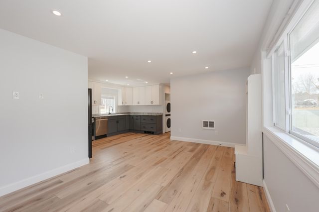 5 Gamache Road, Derry, NH 03038