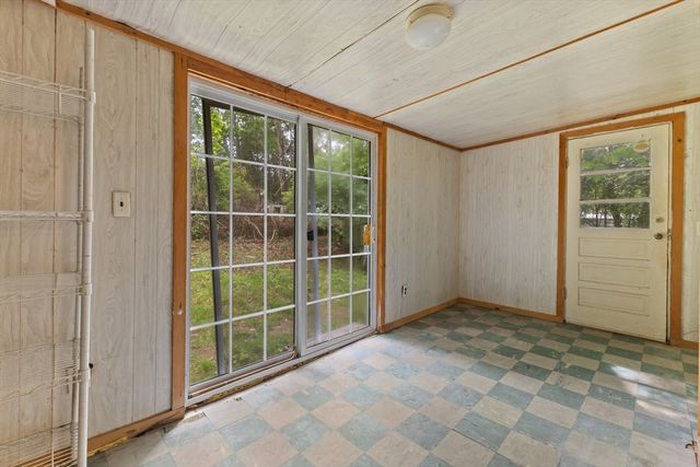 23 Birchwood Avenue, Sudbury, MA 01776