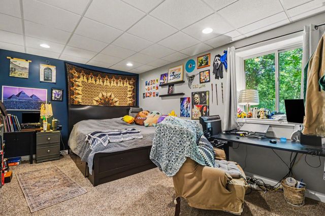 1298 Kendor Drive, Brighton, MI 48114