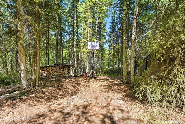 22774 Needels Loop, Chugiak, AK 99567